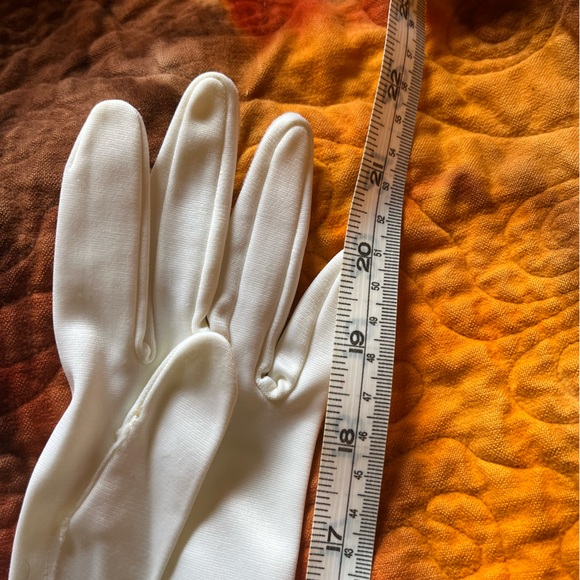 Satin full length gloves - Picture 2 of 6